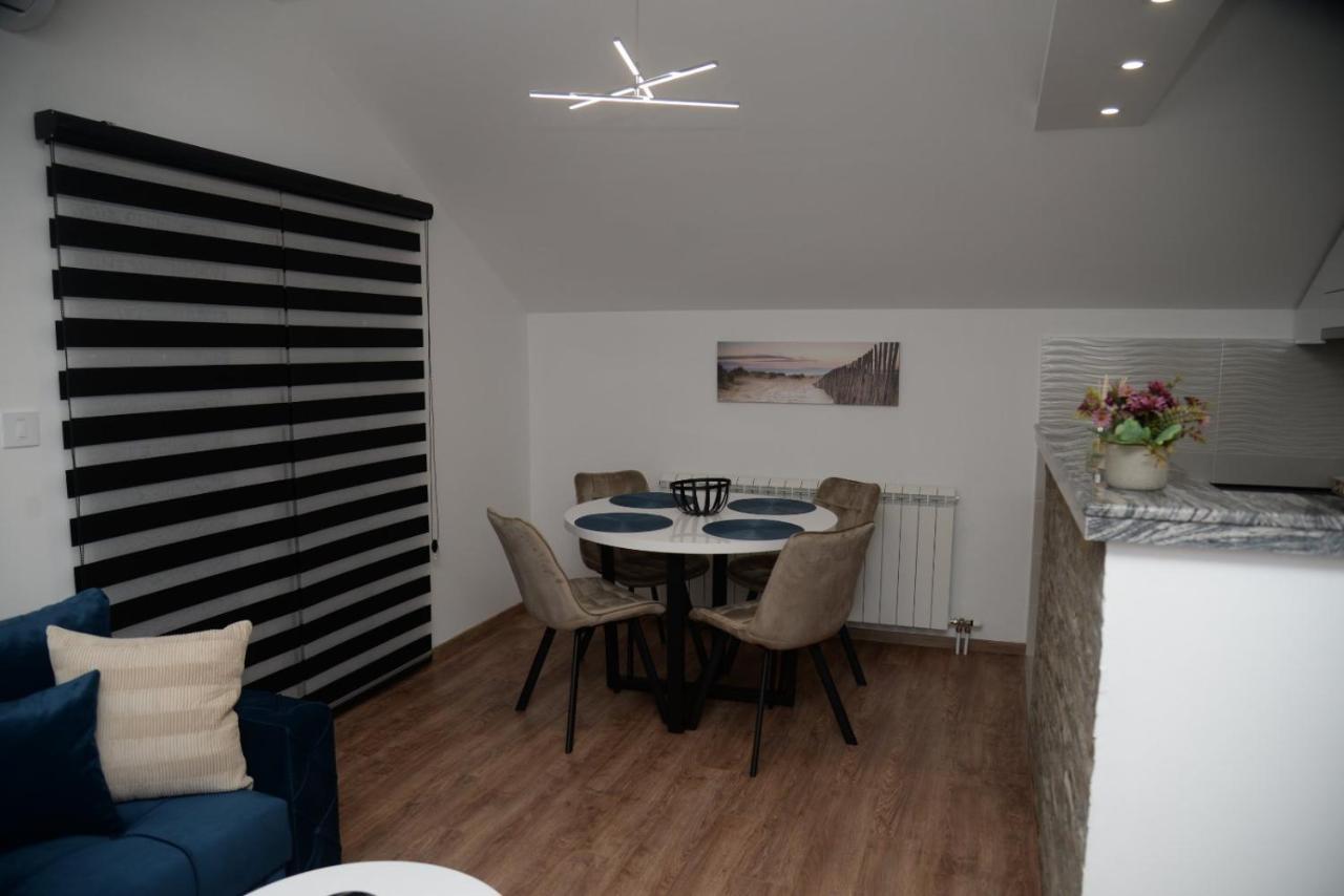Lilien Apartment Airport Ledine Exteriér fotografie